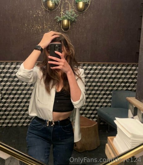 dove124 model free pic