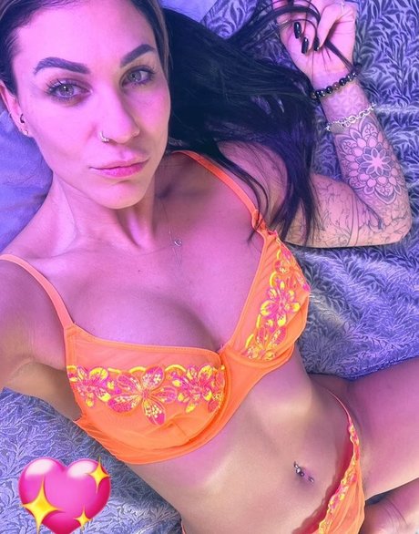 Miss sofia x nice actress photos