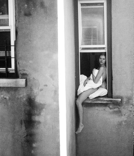 Myrthe Bolt nice model picture