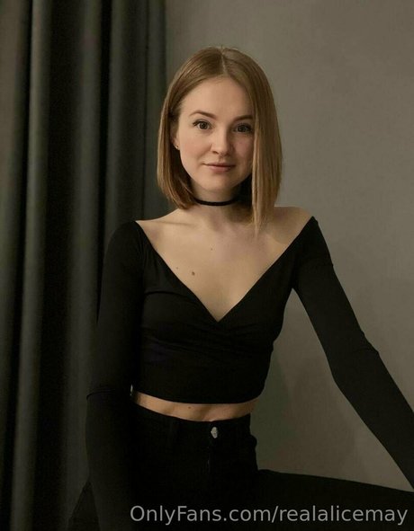 sweetheart girl pornstar naked images