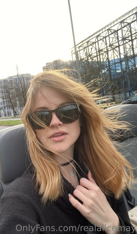 sweetheart girl high quality actress img