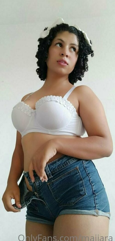 maiiara star nudes archive