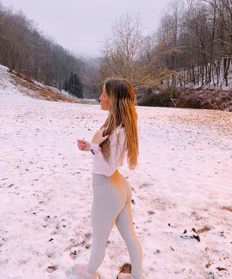 Laura Bethany hot model photos