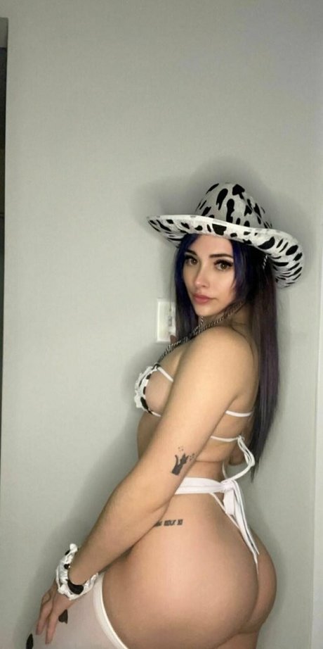 aprilrayne art actress photo