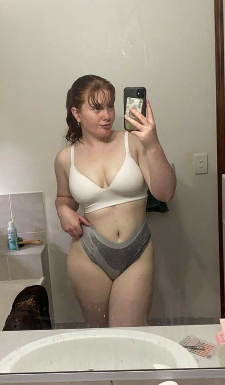 brunette milf onlyfans hot sex photo