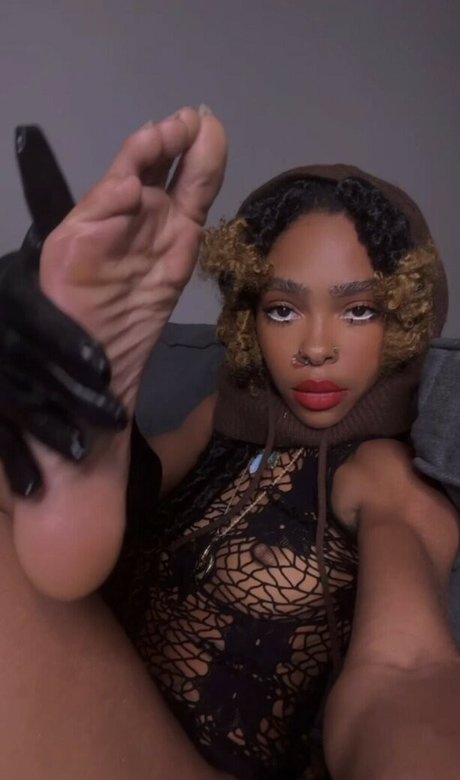 Zafeetllc free actress img