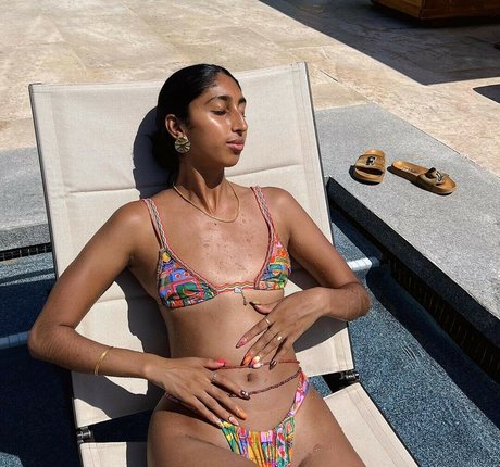 its shrushru model porn archive