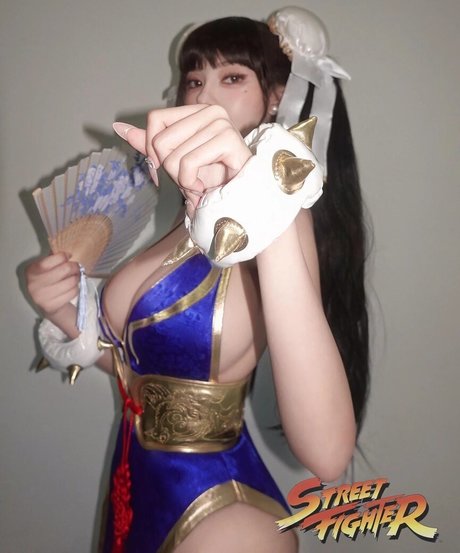 Lovelynnboo model pornographic photo