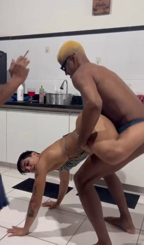 arianelcrd sex model gallery