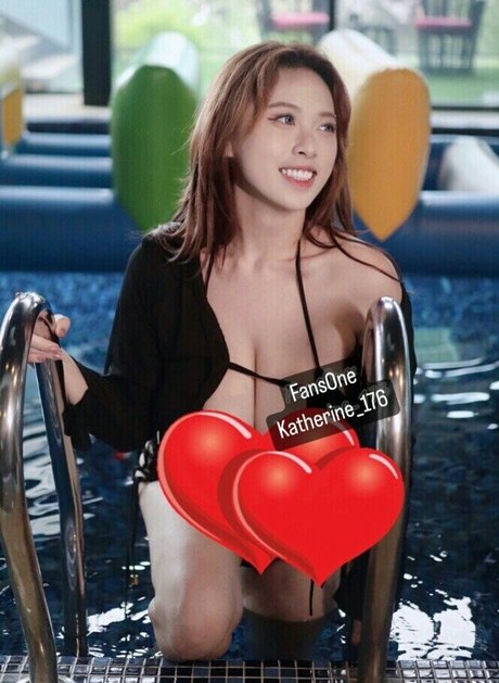 infini abc naked star pictures