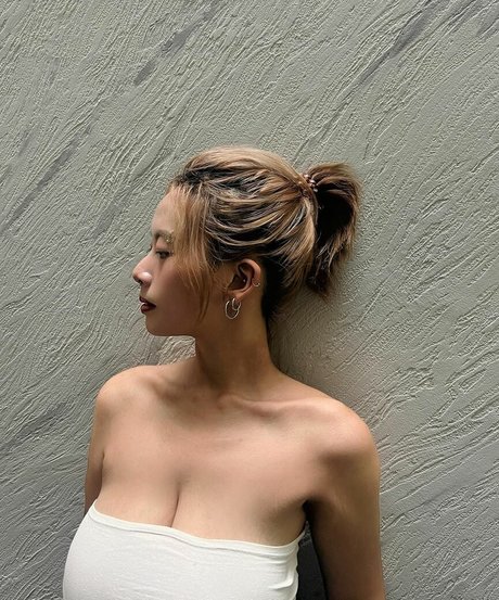 infini abc hot model picture