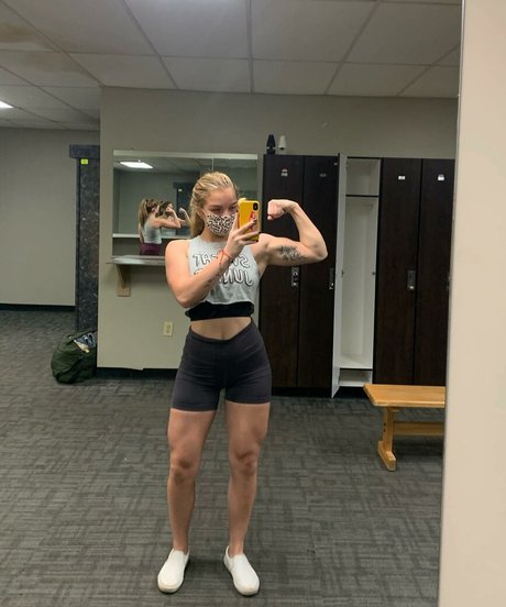 Alysia Kelley model xxx image