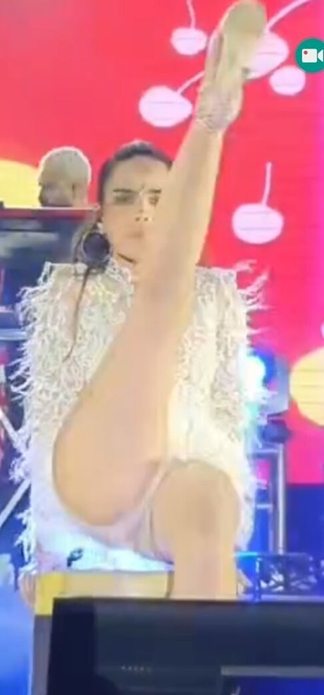 Wanessa Camargo adult actress image