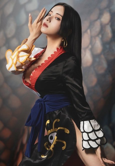 _xxkhyn free model gallery