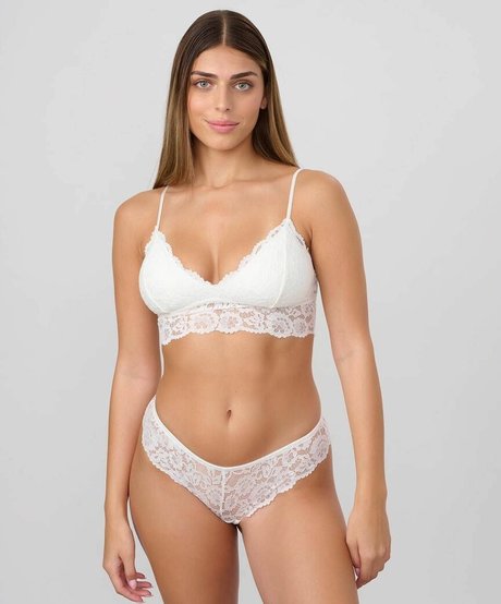 Noya Arviv pornographic actress photo