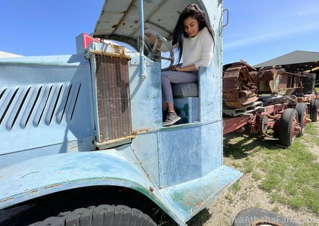 vivaathena star naked pic