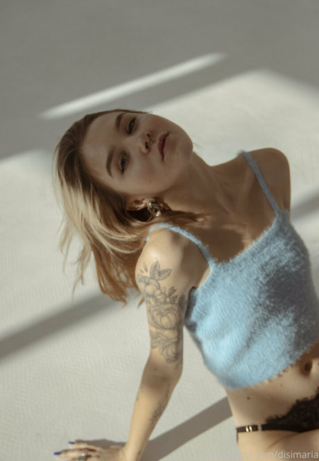 disimaria model perfect image