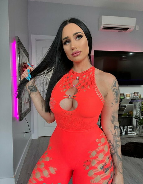 moneybirdette naked pornstar galleries