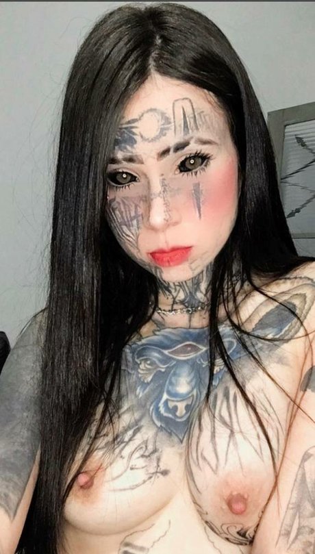 Insaneinternetgrl model perfect pics