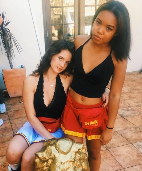 Leighton Wilson model pornographic picture