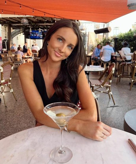 Allie Rosadino model pretty images