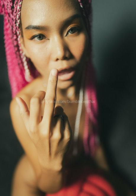 bumblebeethai nude star photo