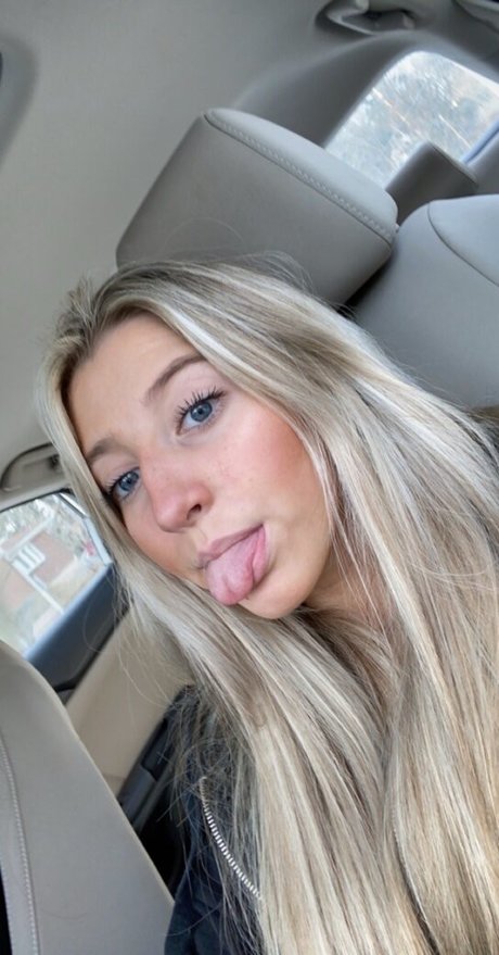 Chelsea Mariani erotic model archive