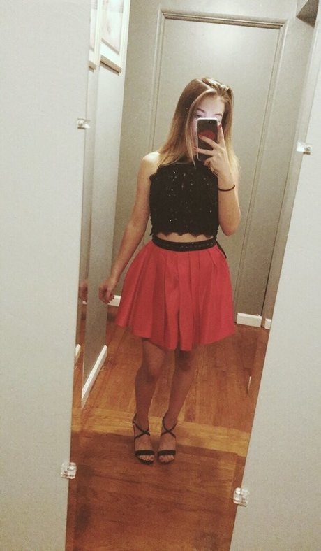 Chelsea Mariani pornstar adult pictures