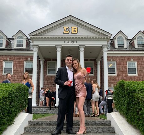 outside onlyfans nice galleries