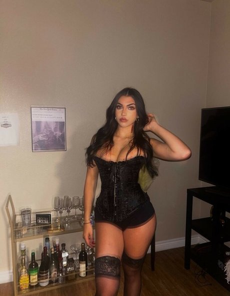 Yalibarel erotic model archive