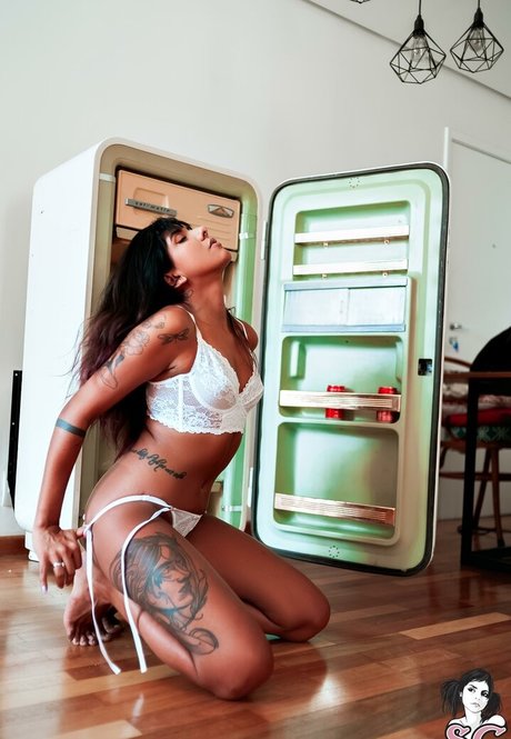 Brendha sexy star images