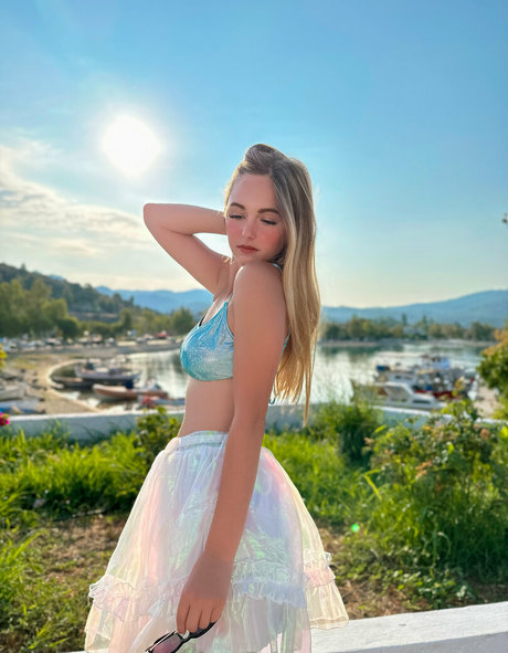 emmphoriaxo model hot picture