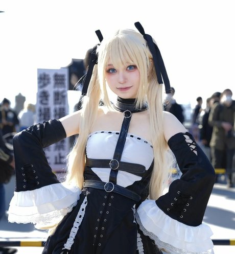 min cosplay model beautiful pic