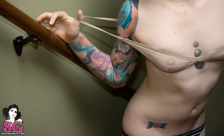 Elle Stranger best star pic