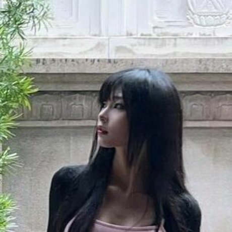 Daturakisses hot model gallery