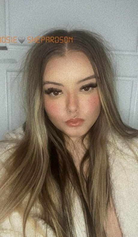 errrrradiorr star nude archive