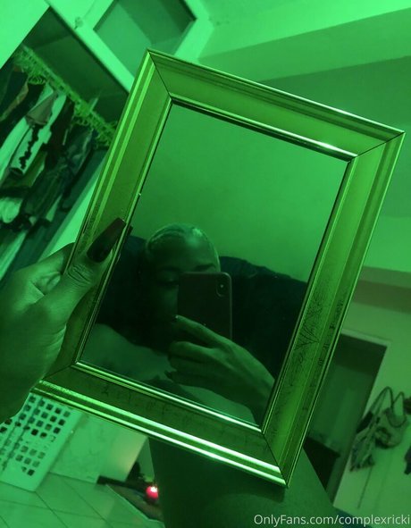 complexricki hot model images