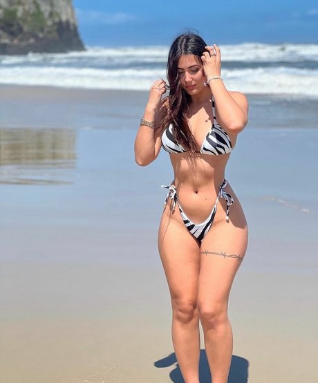 jjuliivargass star sex images