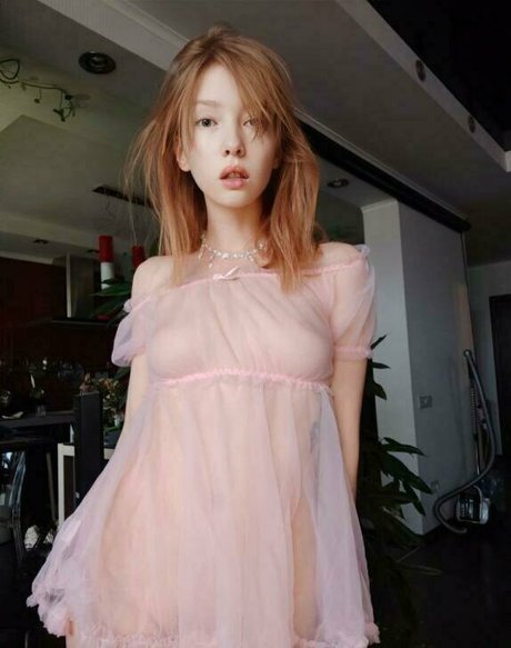 mia vixen free porn model img