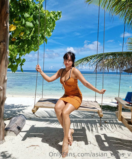 asian eyes v pornographic model pictures