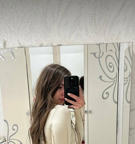 vixydi free porn star gallery