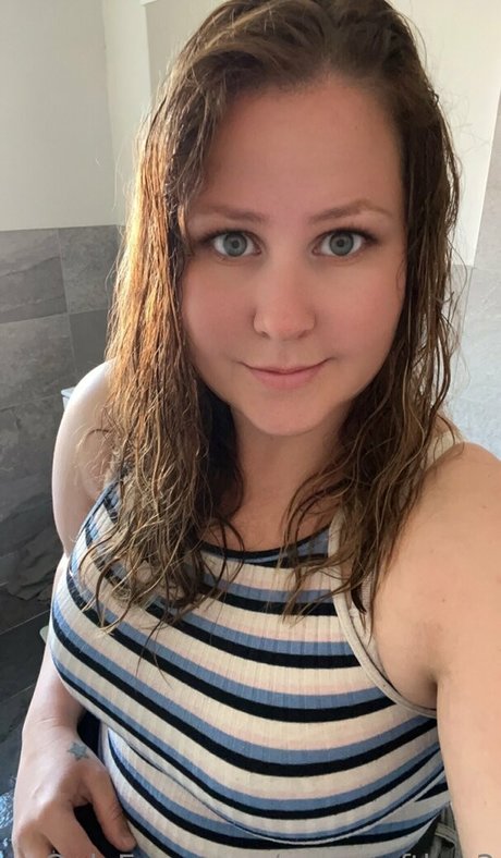 powerofthre3 model art picture