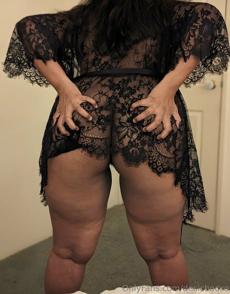 desichocxo hot star pictures