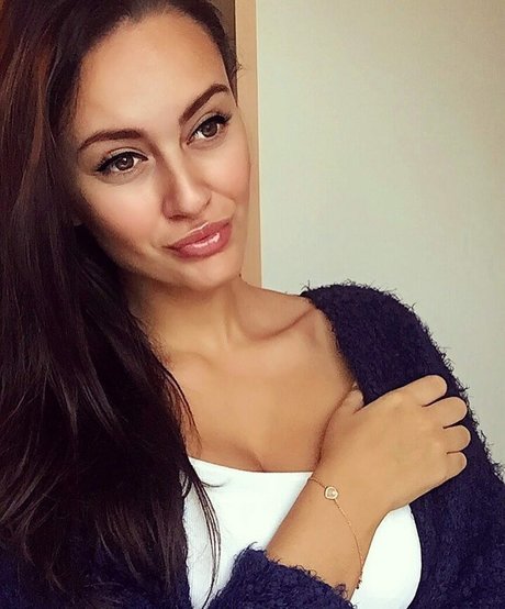 Bianca Jordan star exclusive photos