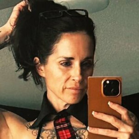 Leigh Wolfe sex model images