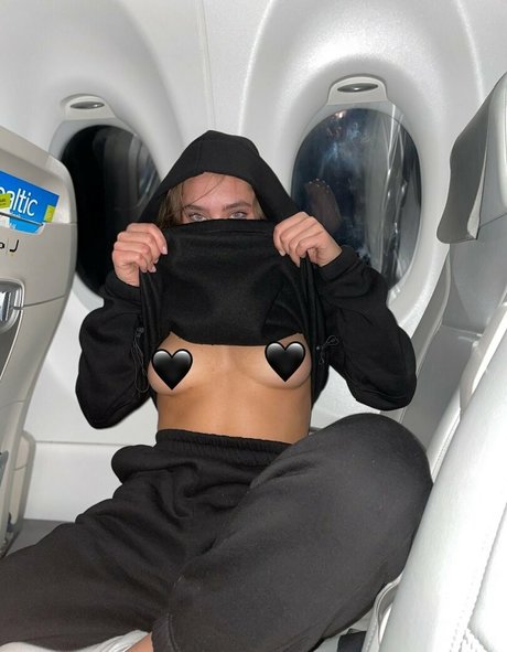 vallybunny art actress photo