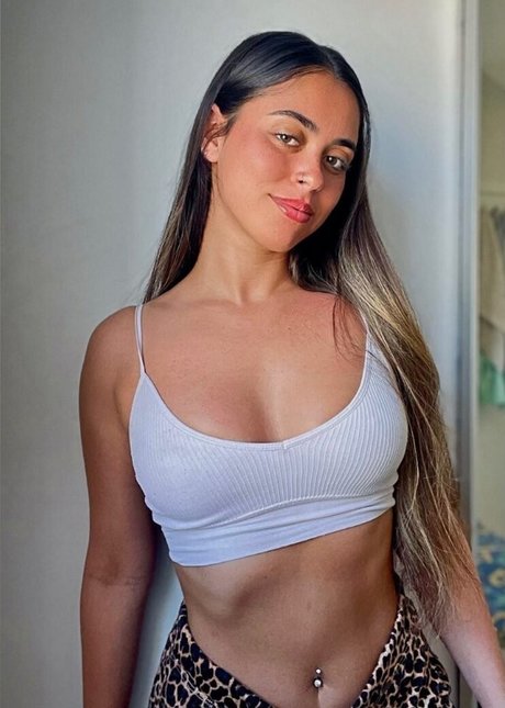 Shira Harif star exclusive image