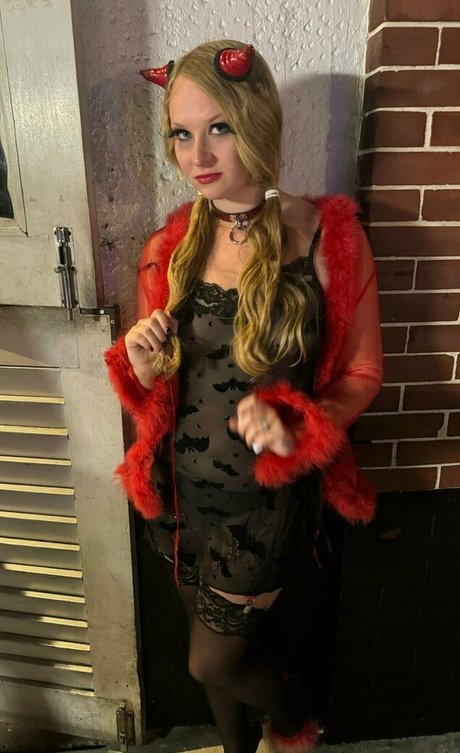 Maribethrosie top model photo