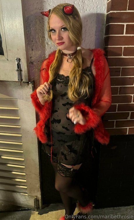 Maribethrosie naked actress photos