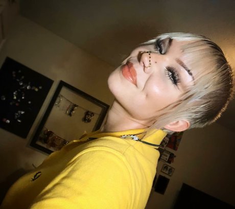 Danni Kancho hot star pics